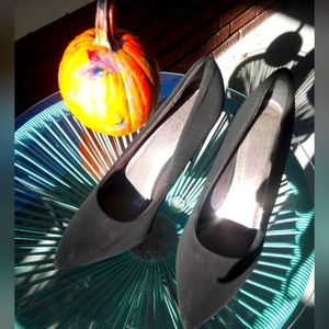 Hot Tomato Black Velvet Heels